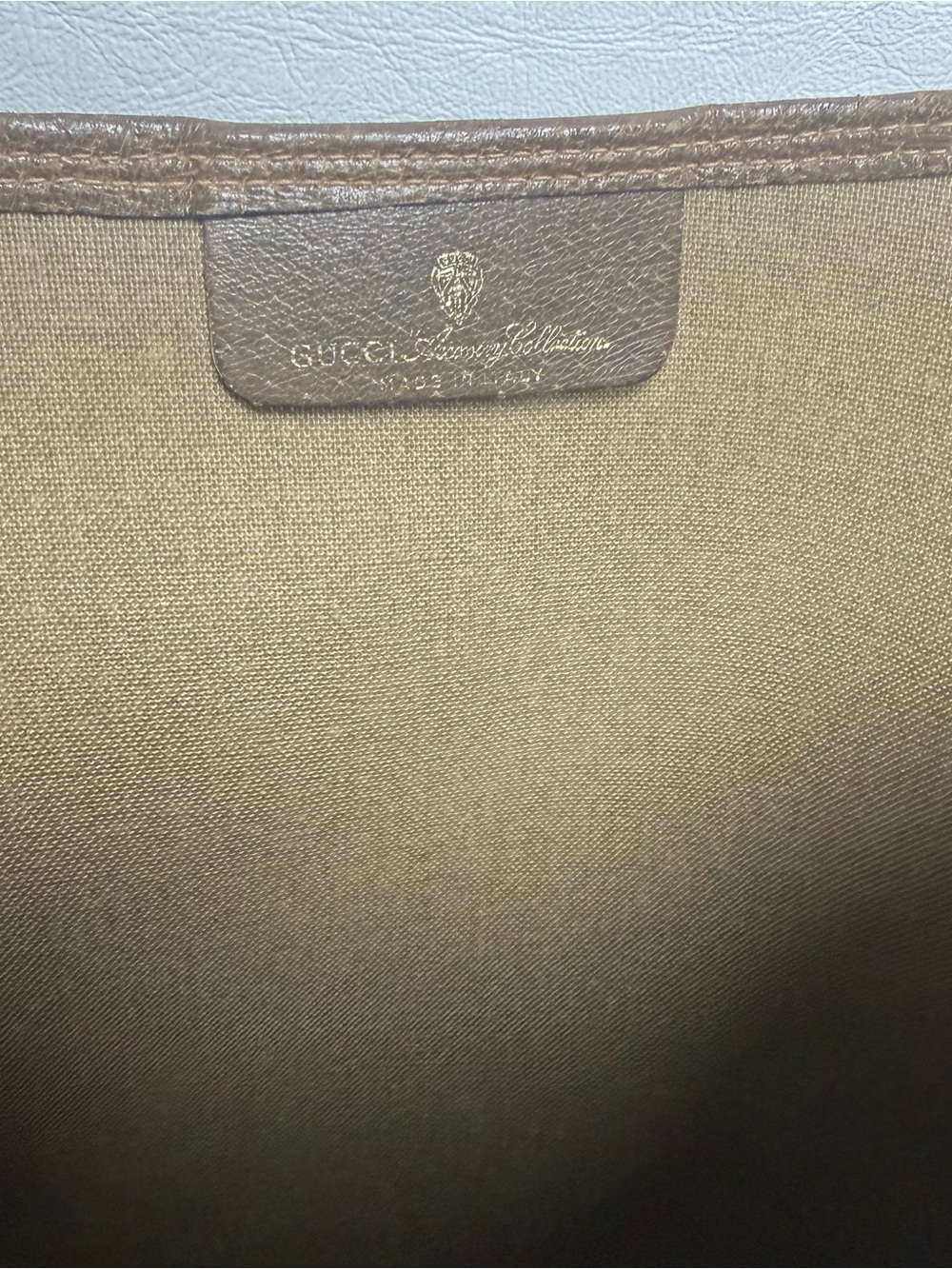 Gucci Web GG Supreme Canvas Tote Bag - Picture 7 of 8